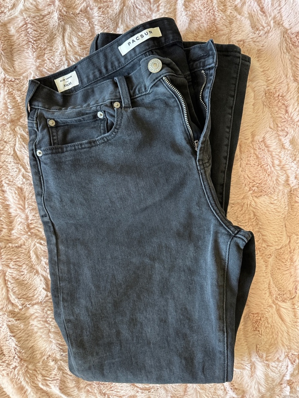 PacSun Men’s Charcoal Black tapered Jeans